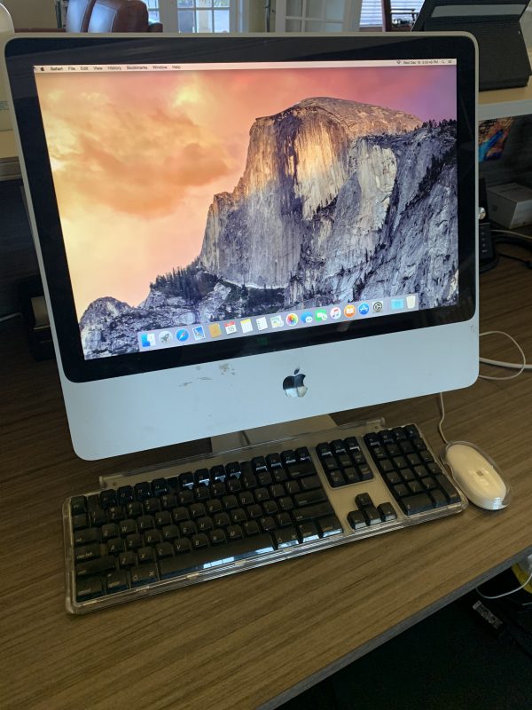 iMac with Keyboard and Power Mouse